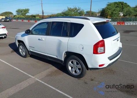 2014 Jeep Compass Sport из США, поврежденный, VIN 1C4NJCBA4ED881778